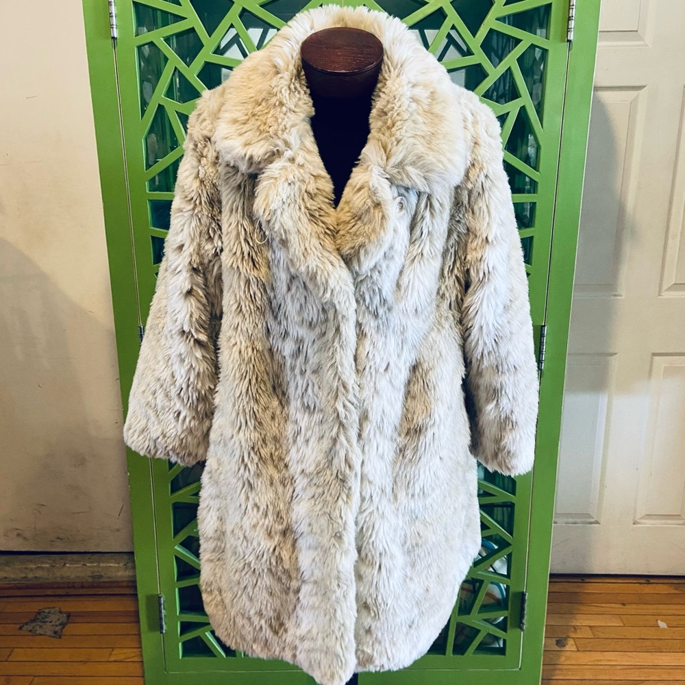 Terry Lewis Classic Luxuries Vintage Thick Cozy Faux Fur Coat